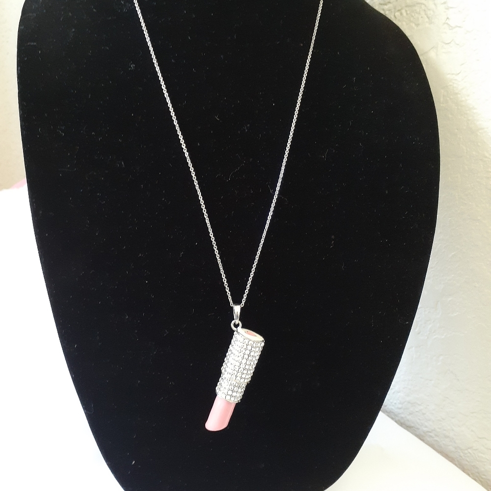 Fashion necklace new no  tag